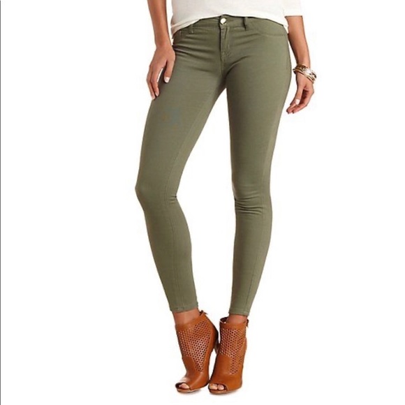 NWOT H&M Women’s Casual Green Pants. Sz: 2 - Picture 1 of 8